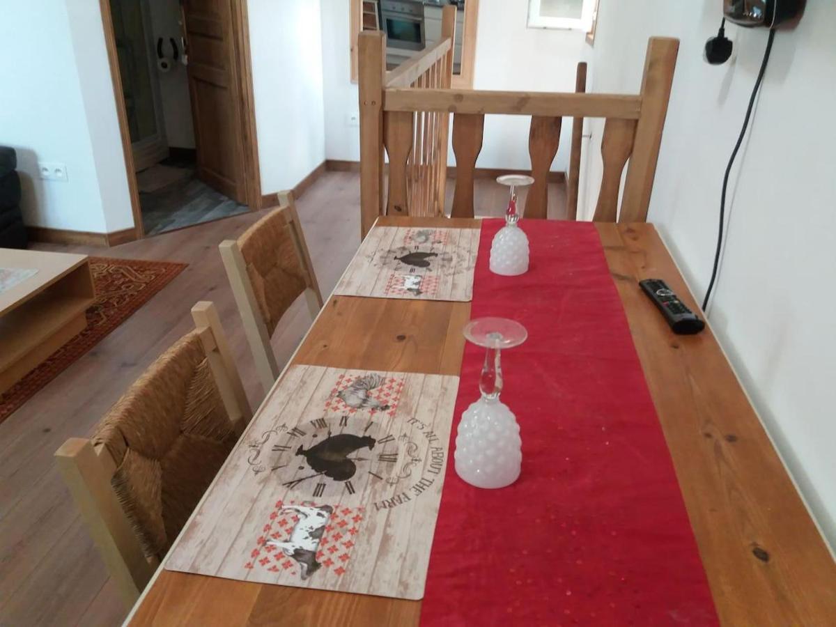 Mortain-Bocage - 2-Bed Wisteria Cottage - Sleeps 4 Notre-Dame-du-Touchet Exterior photo